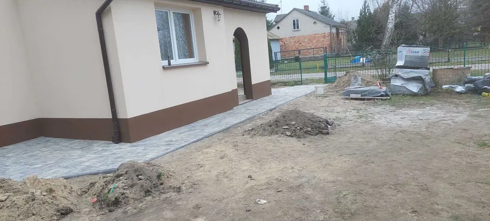 Prace remontowo - budowlane