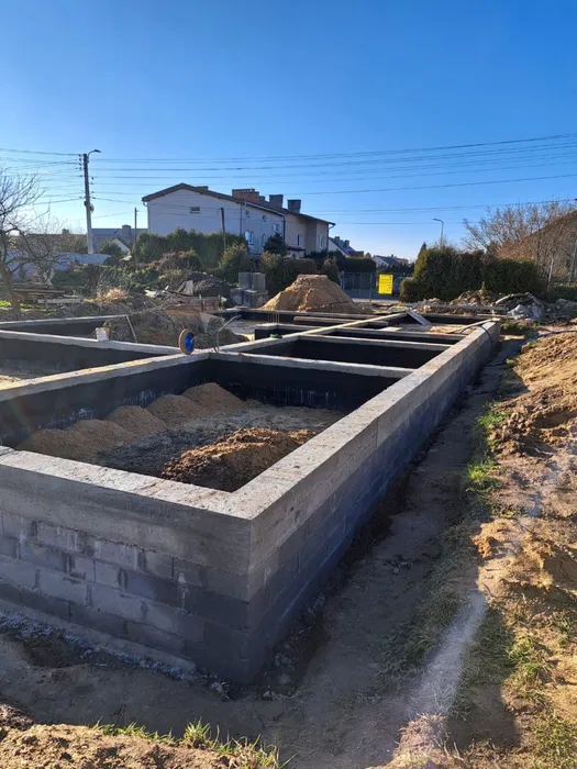 Ławy, Płyty Fundamentowe Izolacja Fundamentów, Brukarstwo, Kanalizacja
