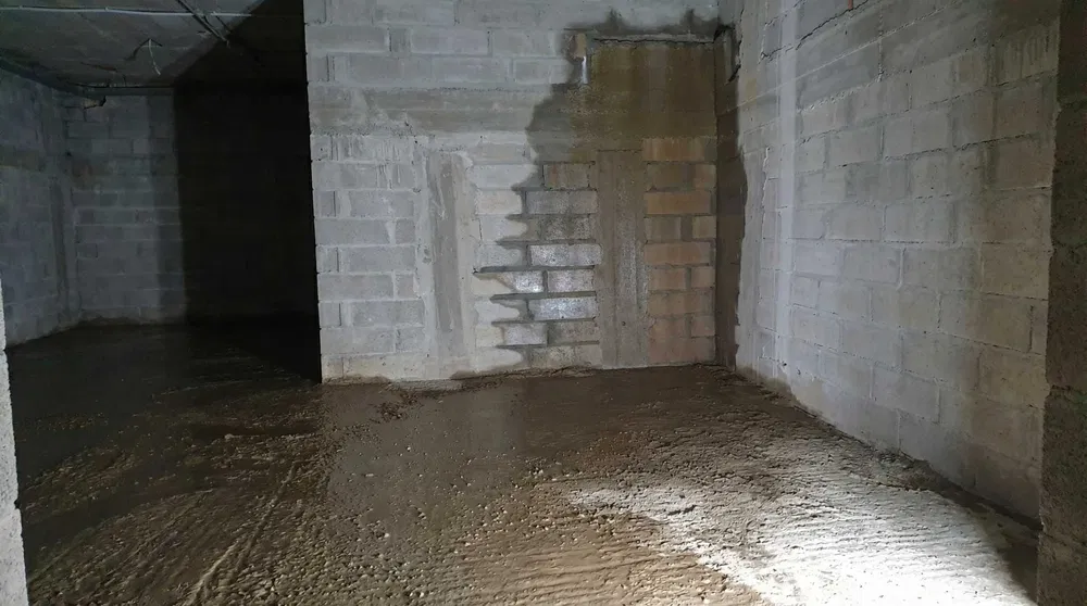 Osuszanie piwnic garaży żywica na posadzki hydroizolacja podłóg ścian