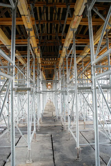 Szalunki, Rusztowania, Deskowanie - wynajem. Szeroki asortyment