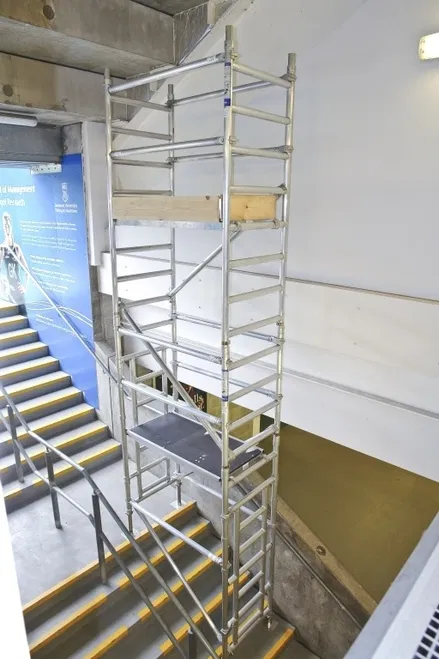 Rusztowania aluminiowe przejezdne jezdne WYNAJEM OD 7 ZŁ ZA METR.