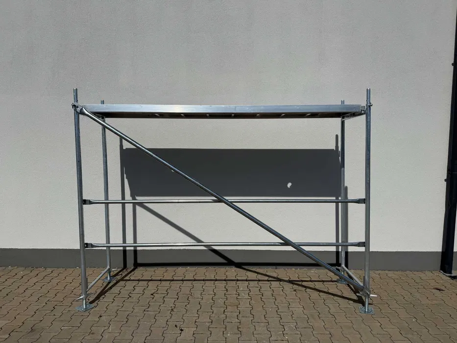 Wynajem rusztowań elewacyjnych - Radom i okolice, możliwy transport!