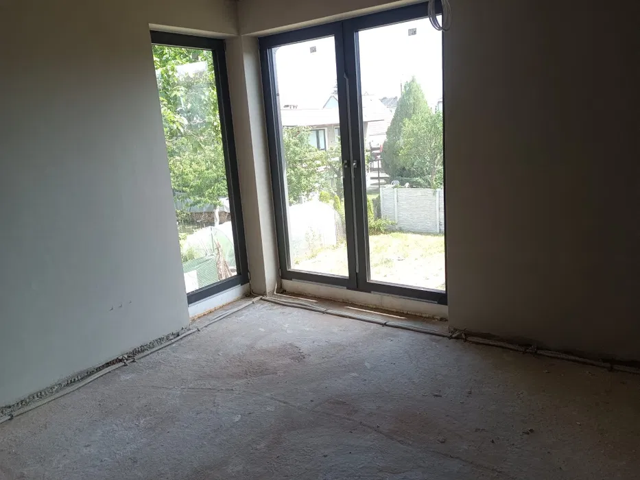 Tynkowanie maszynowe Tynki gipsowe, cementowo-wapienne, hybrydowe
