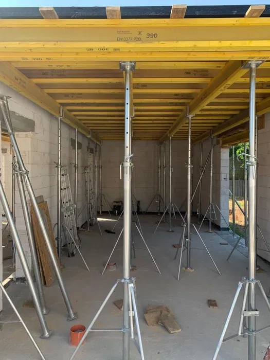 Wynajem szalunki stropowe stemple tanio