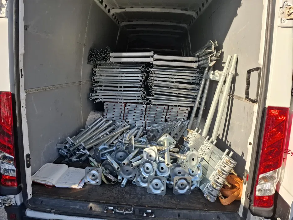 Sprzedaż Wynajem rusztowan fasadowych