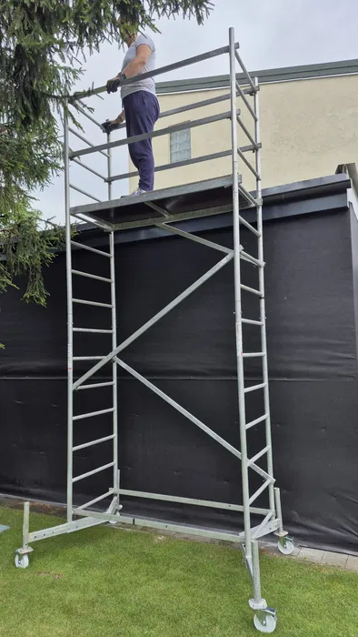 Wynajem lekkich rusztowań aluminiowe mobilne wypożyczę wynajem