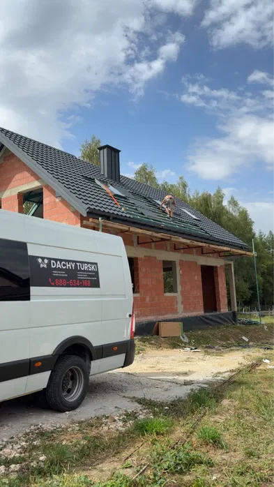 Budowa dachow wymiana pokryc dachowych konstrukcje dekarz