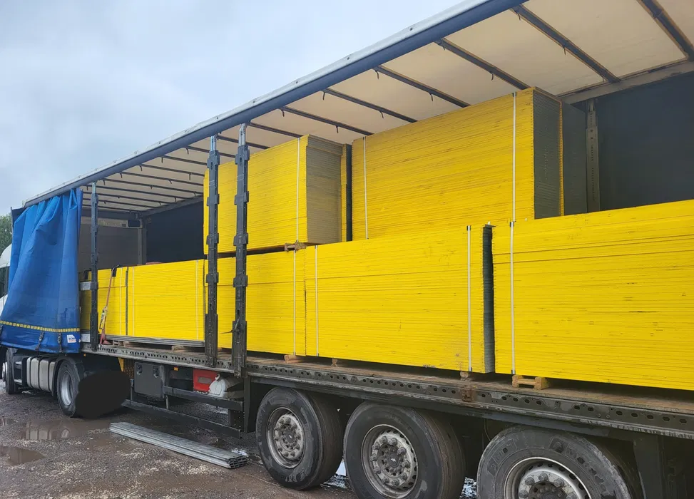 Wynajem szalunków wypożyczalnia szalunków stropowych stemple Sklejki