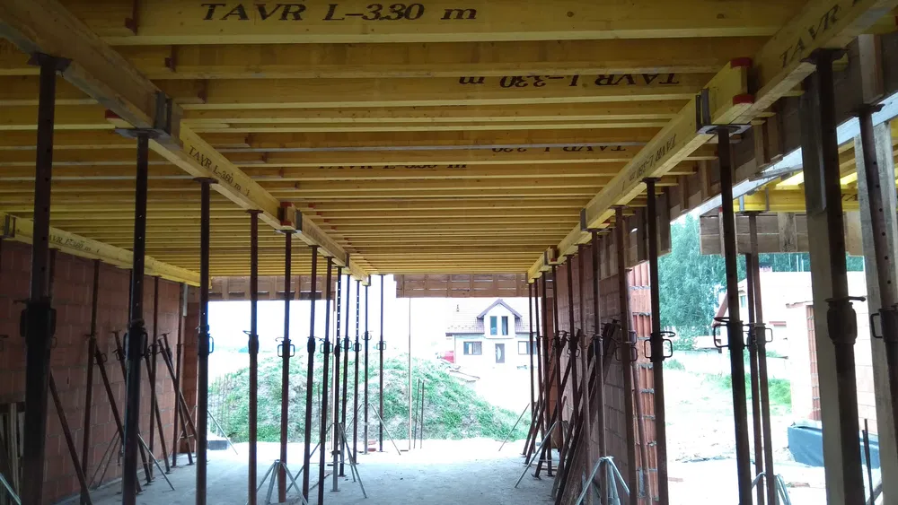 Wynajem wypożyczalnia szalunków stropowych, szalunki stropowe, stemple