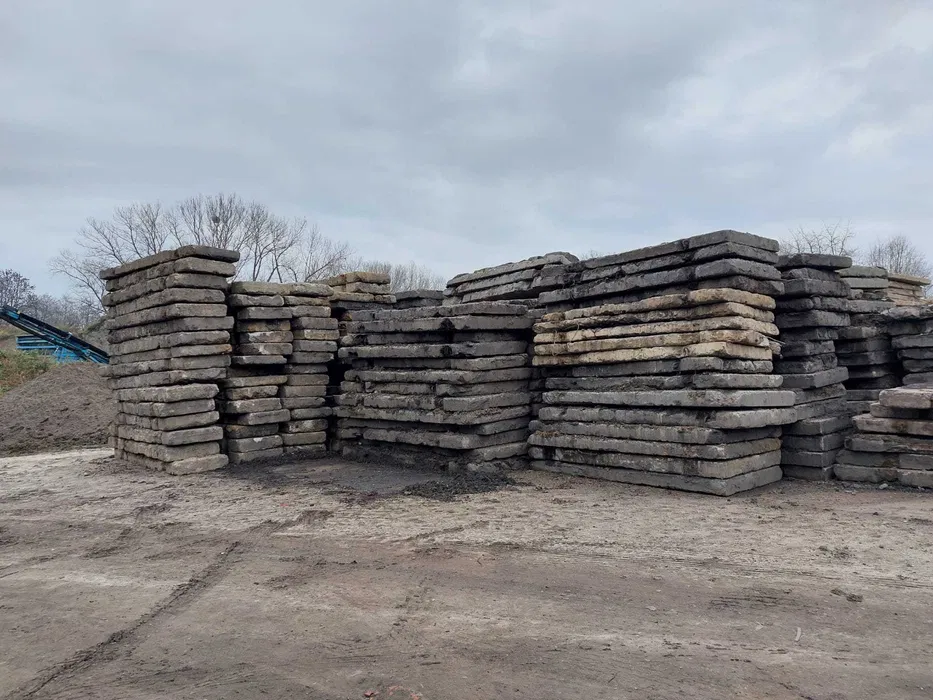Wynajem płyt betonowych/drogowych