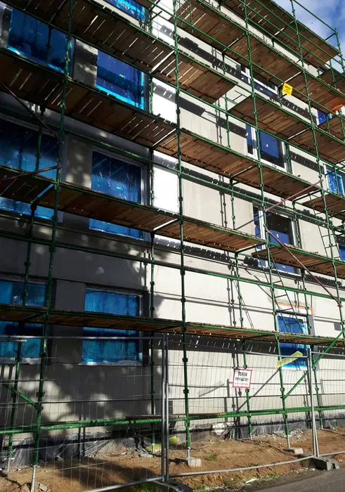 Wynajmę stemple, dźwigary, trójnogi, korony, rusztowanie klinowe