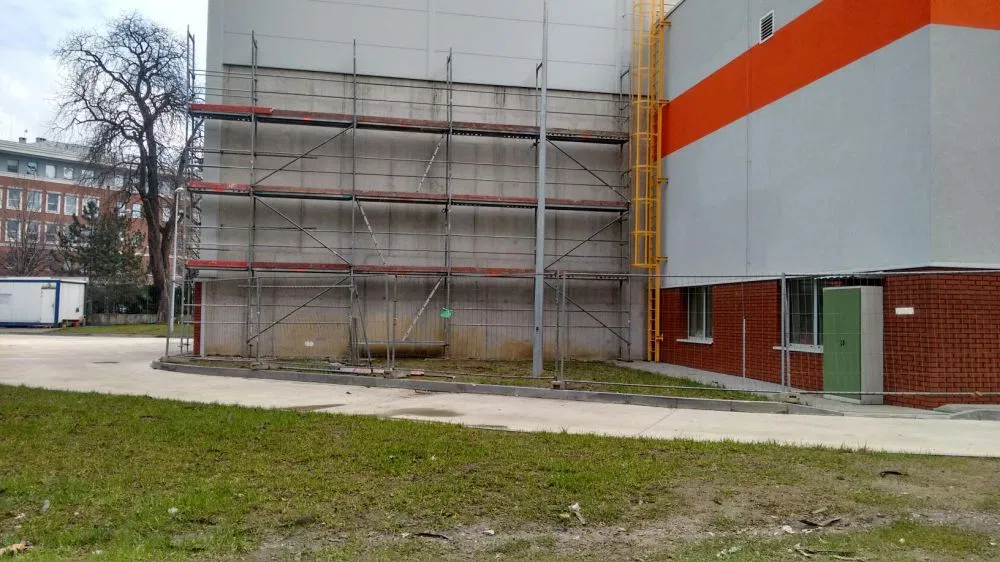 Wynajem Rusztowań Elewacyjnych