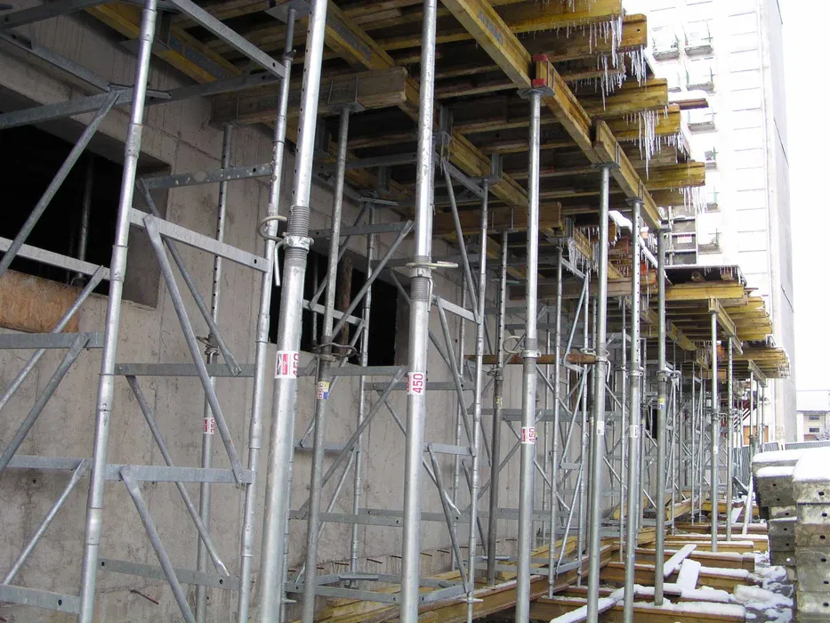 Szalunek Stropu, Szalunki Stropowe do Wynajęcia od Ręki! - Altrad - FV