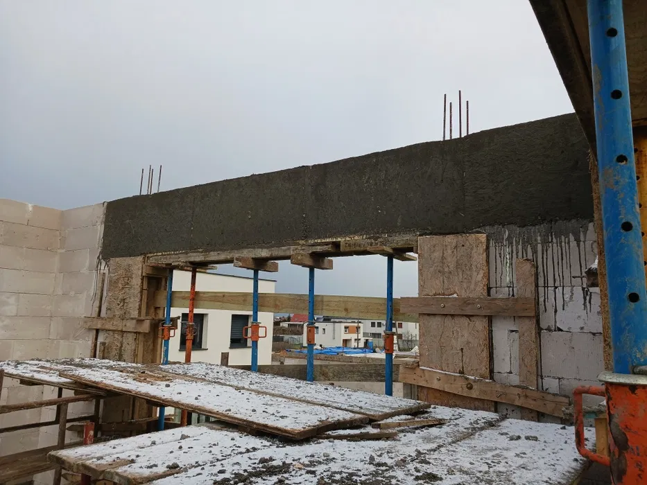 Budowa domów, fundamenty, mury,schody, stropy