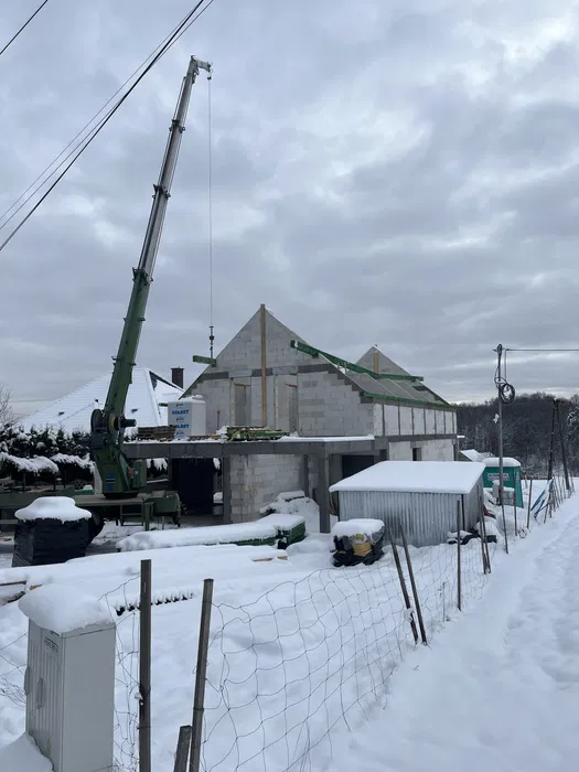 Uslugi zurawiem dekarskim 1000kg 32 metry