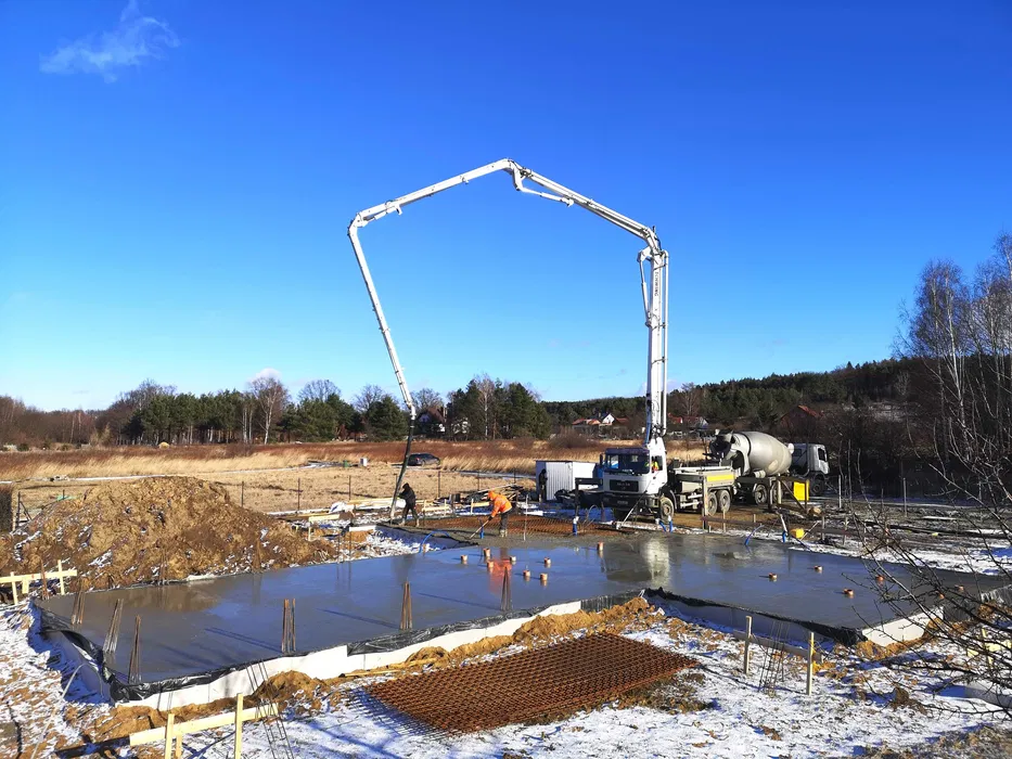 Wynajem szalunków Stemple budowlane, Szalunki stropowe, Dźwigary, Doki