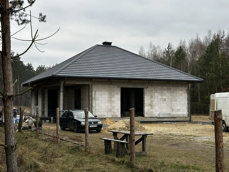 DACHY - pokrycia dachowe - wynajem - usługi - sprzedaż