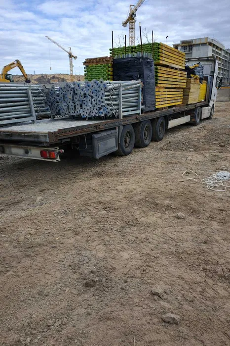 Wynajem szalunków / szalunki stropowe - stemple, doki, płyta TRANSPORT